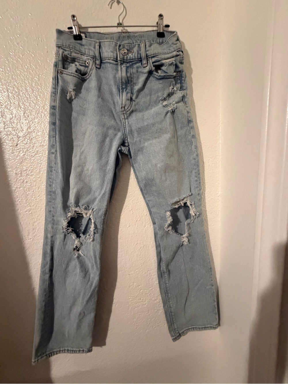 American eagle Light Blue Distressed Women's Jeans